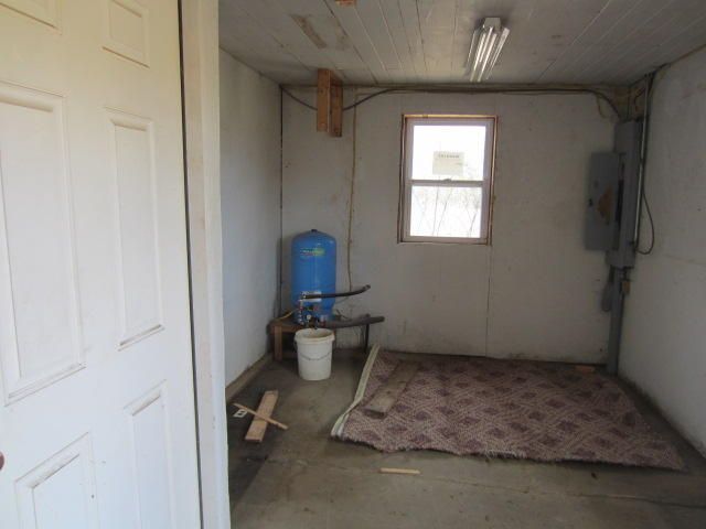 29 Sawmil Lane, Island Falls, ME 04747